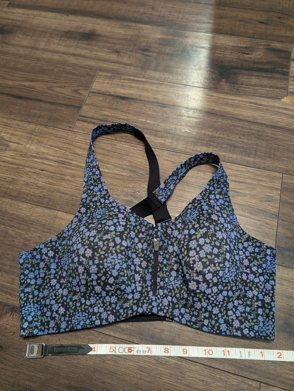 knix Catalyst Front Closure Sports Bra